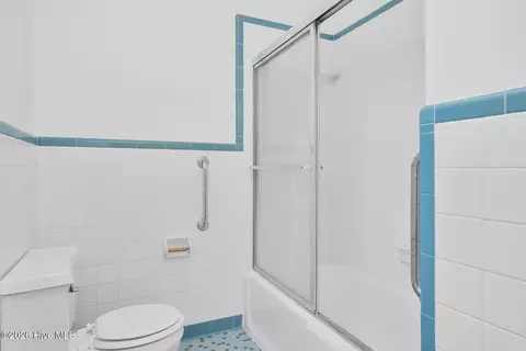 Bath - 701 E Nash St, Spring Hope, NC 27882 photo 3 of 4