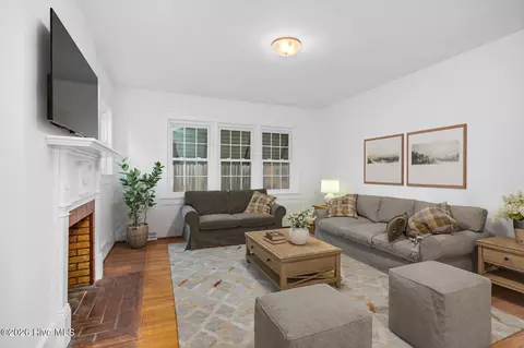 Living - 701 E Nash St, Spring Hope, NC 27882 photo 1 of 1
