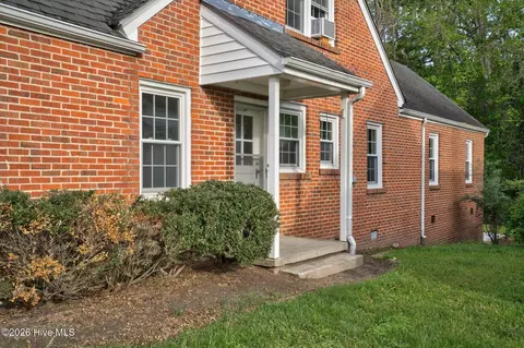 Exterior - 701 E Nash St, Spring Hope, NC 27882 photo 4 of 4