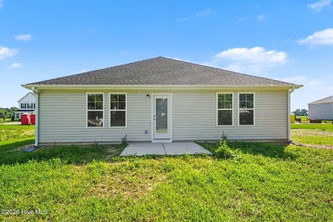 Exterior - 124 Baxley Dr, Dunn, NC 28334 photo 2 of 2