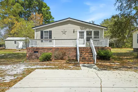 635 Dogwood Dr, Sunset Beach, NC 28468