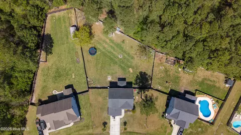 View/Area - 718 Aria Ln, Hubert, NC 28539 photo 2 of 7