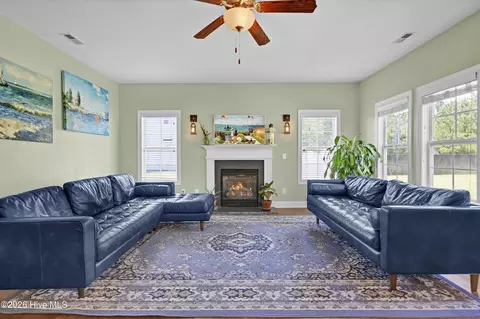 Living - 718 Aria Ln, Hubert, NC 28539 photo 1 of 2