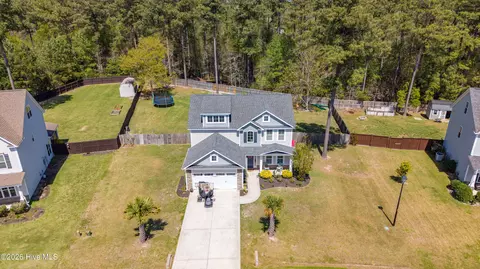 View/Area - 718 Aria Ln, Hubert, NC 28539 photo 1 of 7