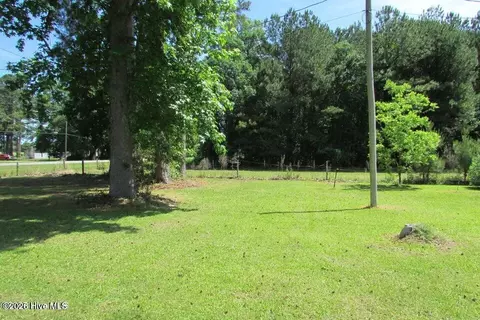 11 Carolina 903, Kenansville, NC 28349