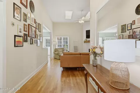 Entry Way - 218 Hickory Ln, Hampstead, NC 28443 photo 1 of 5
