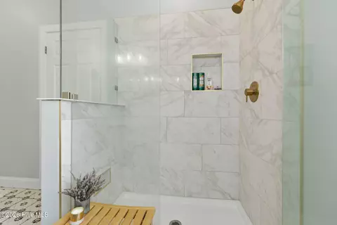 Bath - 218 Hickory Ln, Hampstead, NC 28443 photo 2 of 4