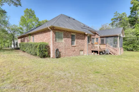 Exterior - 218 Hickory Ln, Hampstead, NC 28443 photo 11 of 16