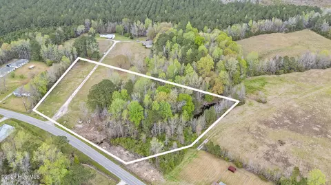 1376 Pony Farm Rd, Jacksonville, NC 28546