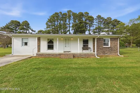 109 Chesterfield Dr, Elizabeth City, NC 27909