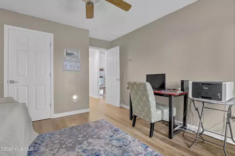 Bedroom - 702 488 Azalea Dr, Hampstead, NC 28443 photo 5 of 5