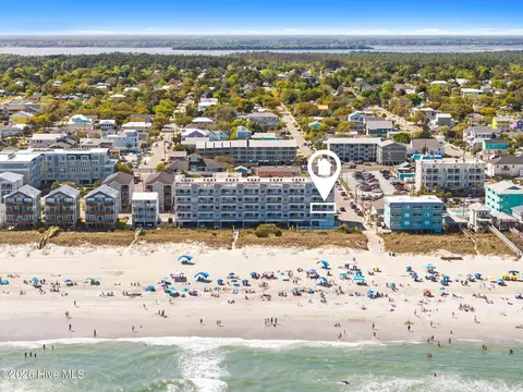 201 Carolina Beach Ave S #207, Carolina Beach, NC 28428