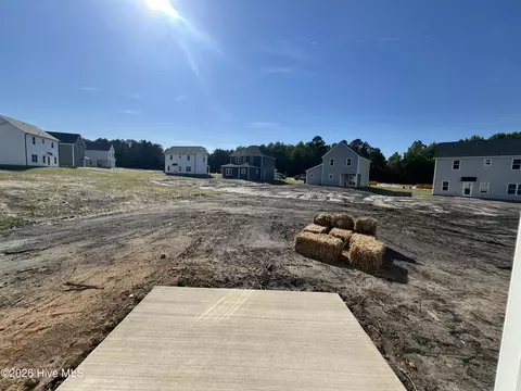 Exterior - 512 Bartley St, Vass, NC 28394 photo 3 of 4