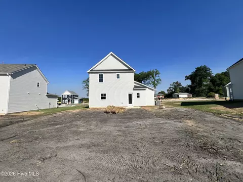 Exterior - 512 Bartley St, Vass, NC 28394 photo 4 of 4