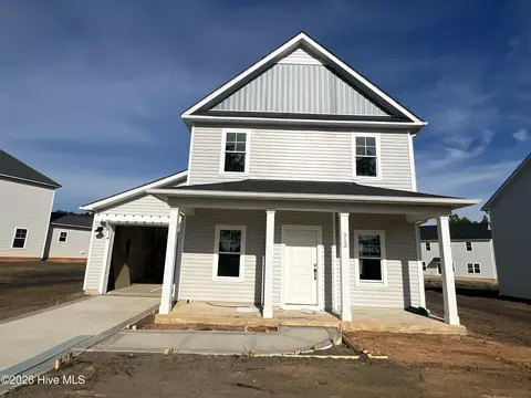 512 Bartley St, Vass, NC 28394