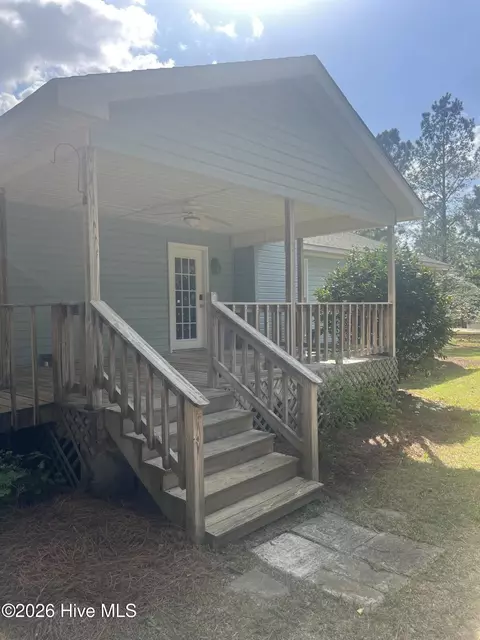 Exterior - 148 Dixie Trl, Hamlet, NC 28345 photo 4 of 5