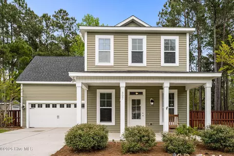 807 Dan Owen Dr, Hampstead, NC 28443