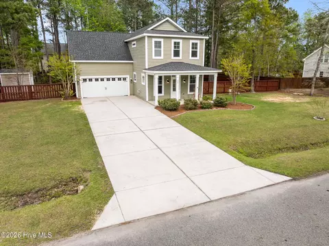 807 Dan Owen Dr, Hampstead, NC 28443