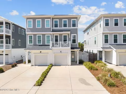 1310 Snapper Ln #1, Carolina Beach, NC 28428