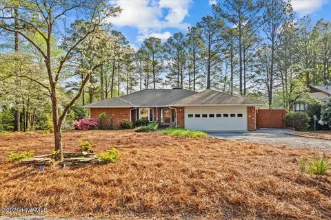 3 Highland Dr, Whispering Pines, NC 28327