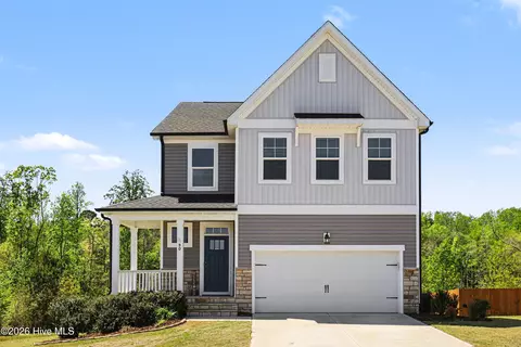 90 Rigsby Ave, Four Oaks, NC 27524