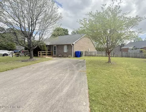 1107 Holden Dr #B, Greenville, NC 27858