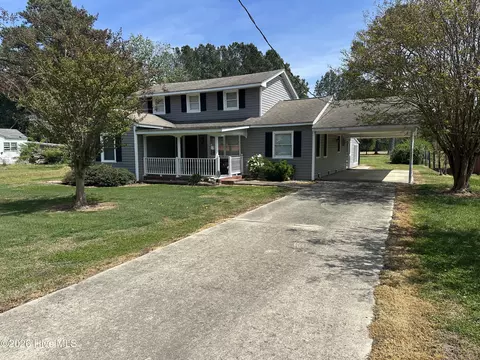 4692 Nc 35 Hwy, Conway, NC 27820