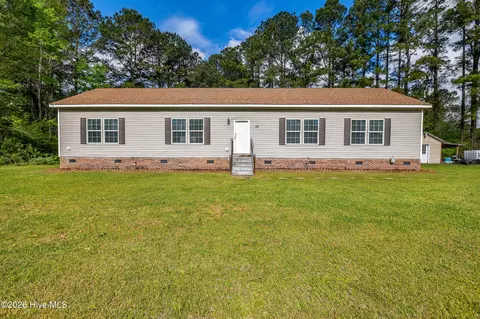 360 Kimberly Ct, Rocky Point, NC 28457