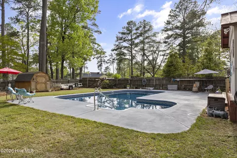 1721 Bethlehem Rd, Rocky Mount, NC 27803