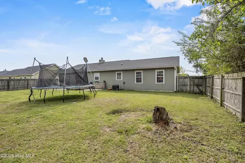 Exterior - 266 Parnell Rd, Hubert, NC 28539 photo 3 of 4