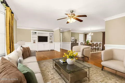 Living - 208 E Nash St, Macclesfield, NC 27852 photo 1 of 6