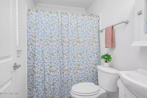 Bath - 208 E Nash St, Macclesfield, NC 27852 photo 1 of 3