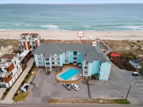1423 S Lake Park Blvd UNIT 3B, Carolina Beach, NC 28428