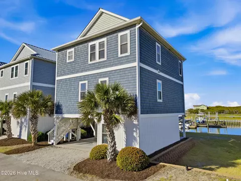 926 Observation Ln, Topsail Beach, NC 28445