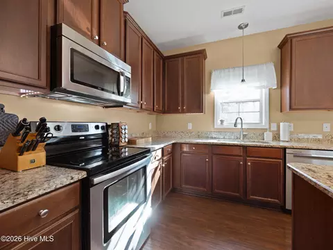 Kitchen - 303 Merrick Way, Hubert, NC 28539 photo 1 of 6