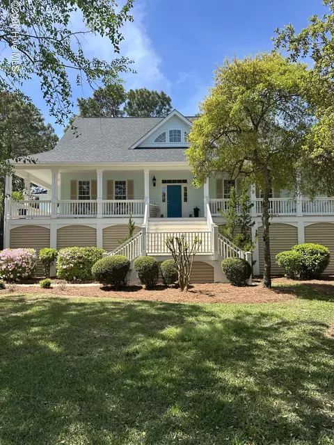 711 Alyssum Ave, Caswell Beach, NC 28465