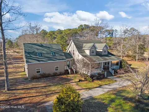 108 Young Rider Ln, Grandy, NC 27939