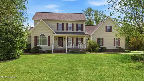 2485 Westminster Dr, Winterville, NC 28590