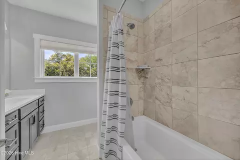 Bath - 207 Loder Ave, Wilmington, NC 28409 photo 8 of 8