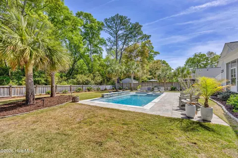 Exterior - 207 Loder Ave, Wilmington, NC 28409 photo 13 of 14