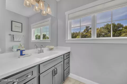 Bath - 207 Loder Ave, Wilmington, NC 28409 photo 7 of 8