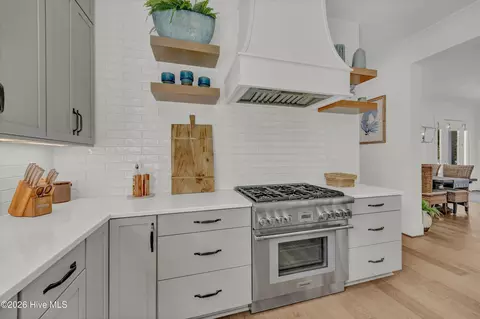 Kitchen - 207 Loder Ave, Wilmington, NC 28409 photo 4 of 6