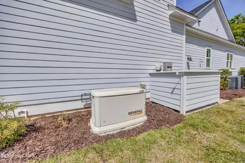 Exterior - 207 Loder Ave, Wilmington, NC 28409 photo 14 of 14