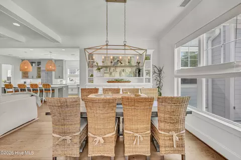 Dining - 207 Loder Ave, Wilmington, NC 28409 photo 3 of 6