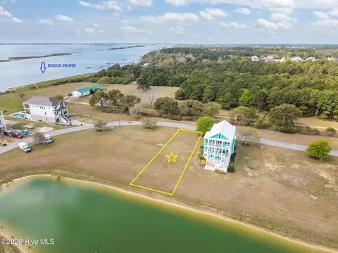 339 Kensington Pl, Newport, NC 28570