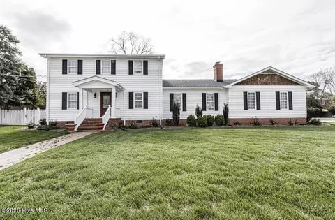 214 E Nash St, Spring Hope, NC 27882