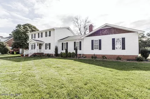 Exterior - 214 E Nash St, Spring Hope, NC 27882 photo 3 of 8