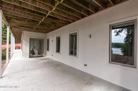 Exterior - 100 El Dorado St, Pinehurst, NC 28374 photo 9 of 16