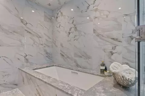 Bath - 100 El Dorado St, Pinehurst, NC 28374 photo 6 of 10