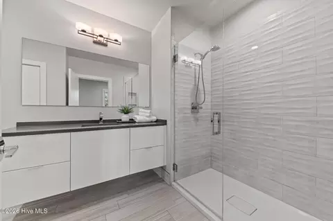 Bath - 100 El Dorado St, Pinehurst, NC 28374 photo 9 of 10